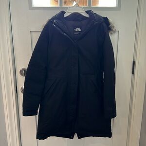 The North Face Women’s Large black Arctic Down Parka